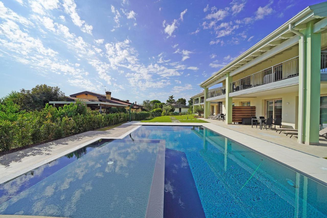Gardaliva 5 Daire Manerba del Garda Dış mekan fotoğraf