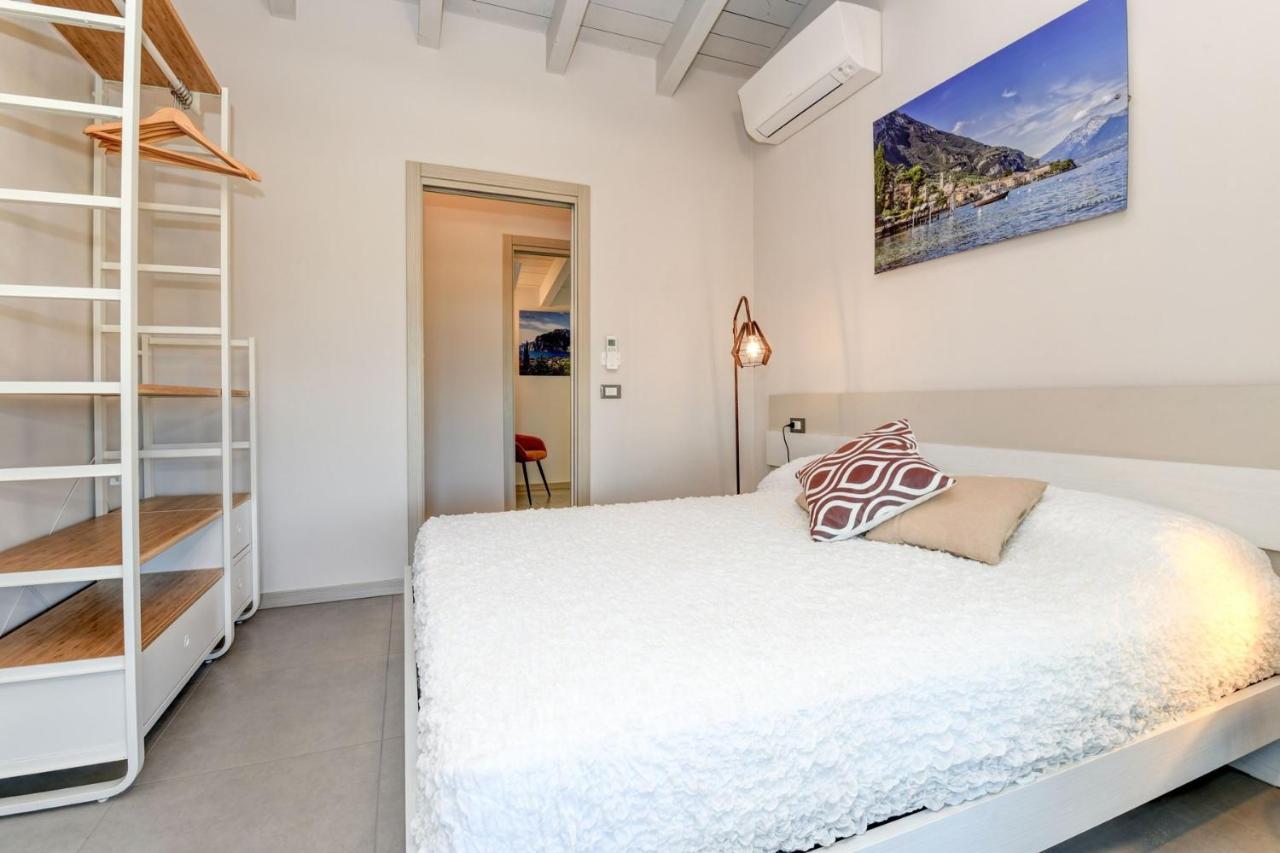 Gardaliva 5 Daire Manerba del Garda Dış mekan fotoğraf