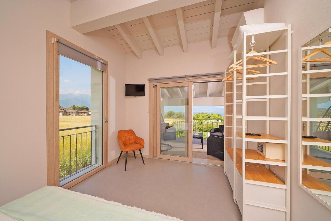 Gardaliva 5 Daire Manerba del Garda Dış mekan fotoğraf